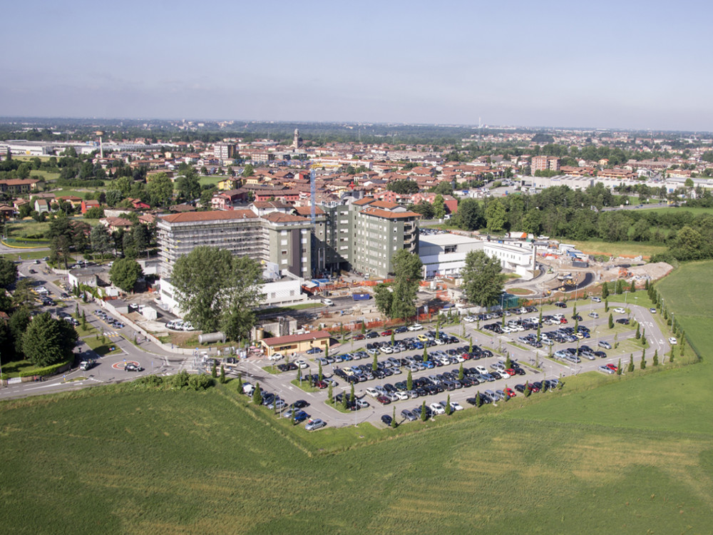 OSIO SOTTO –  Parcheggio Policlinico San Marco